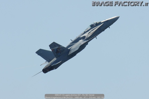 2005-07-15 Lugano Airshow 037 - FA-18C Hornet